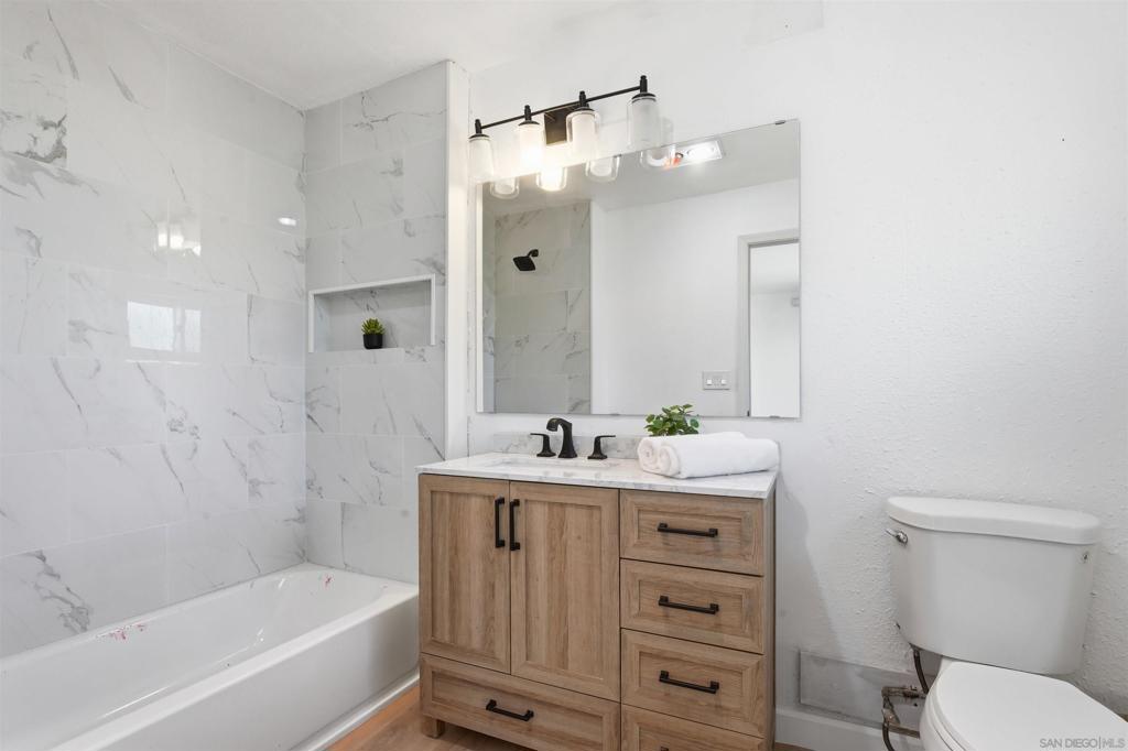 4325 Darwin Way Property Photo 30