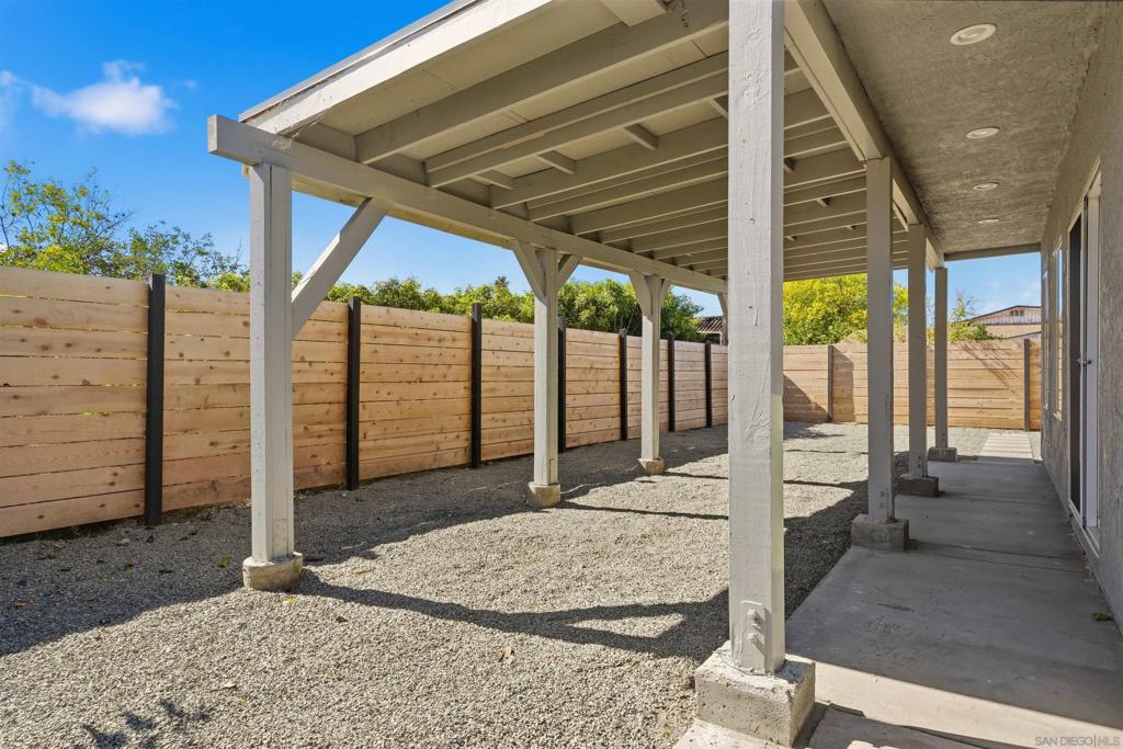 4325 Darwin Way Property Photo 32