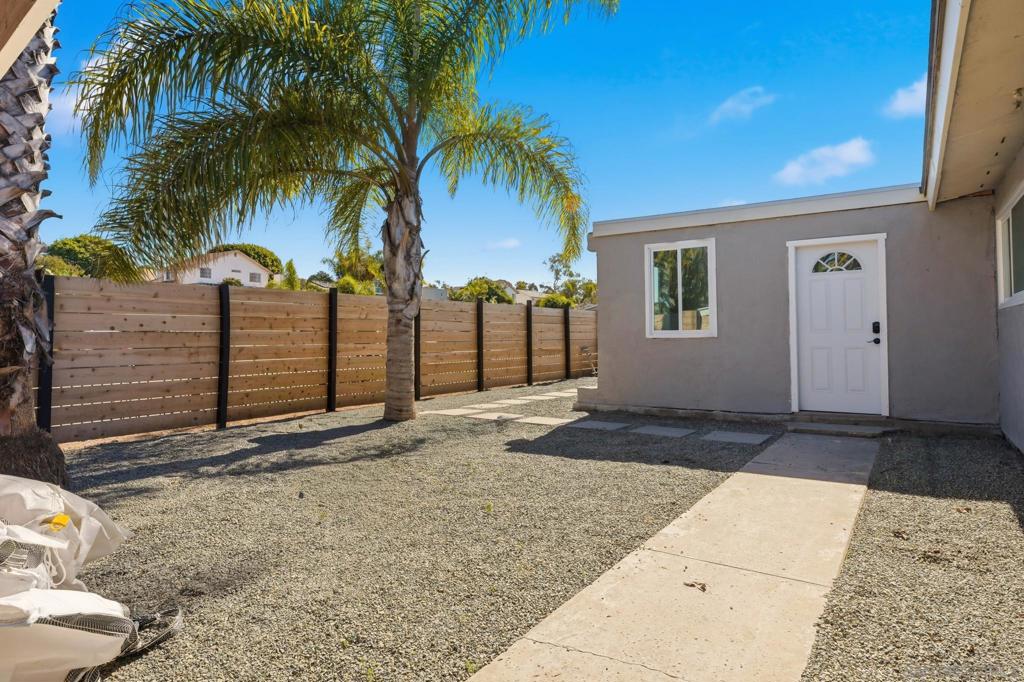 4325 Darwin Way Property Photo 42