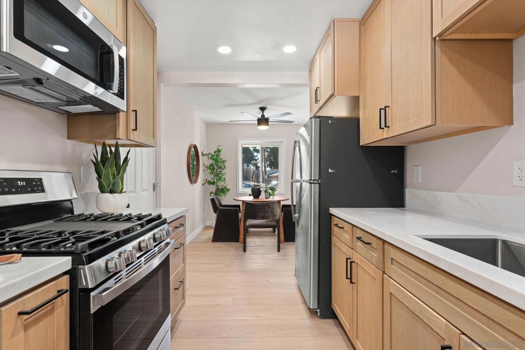 5520 Albemarle St Property Photo 8