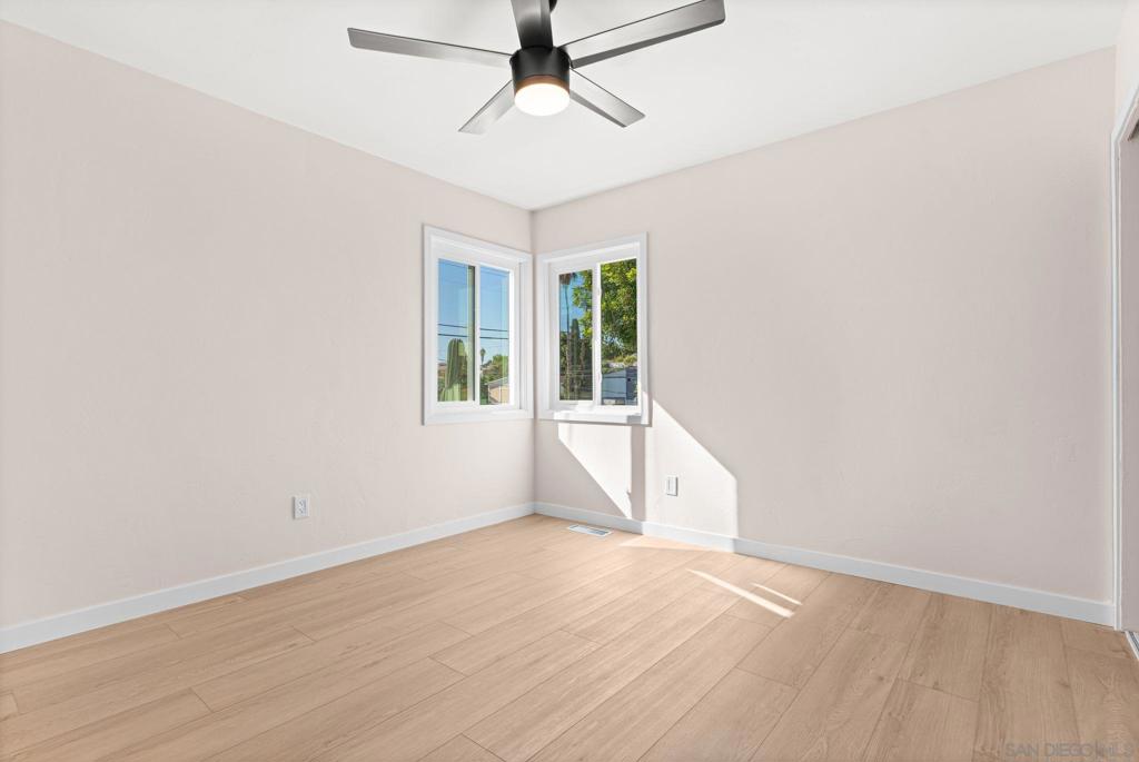 5520 Albemarle St Property Photo 17