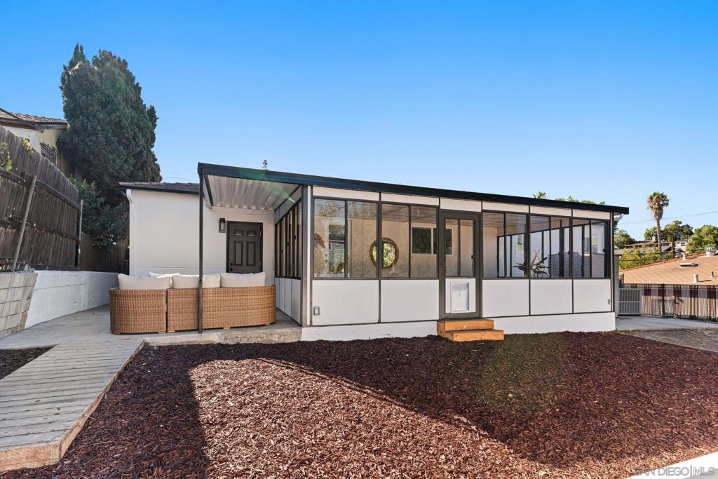 5520 Albemarle St Property Photo 23