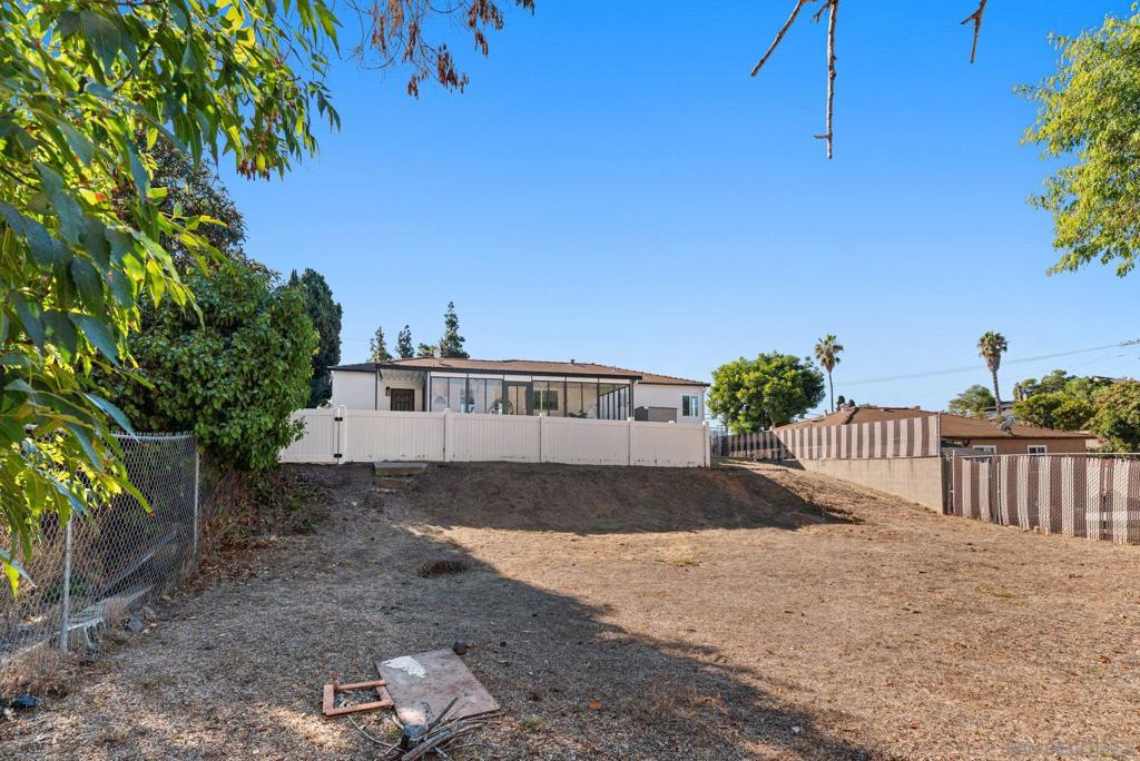 5520 Albemarle St Property Photo 26