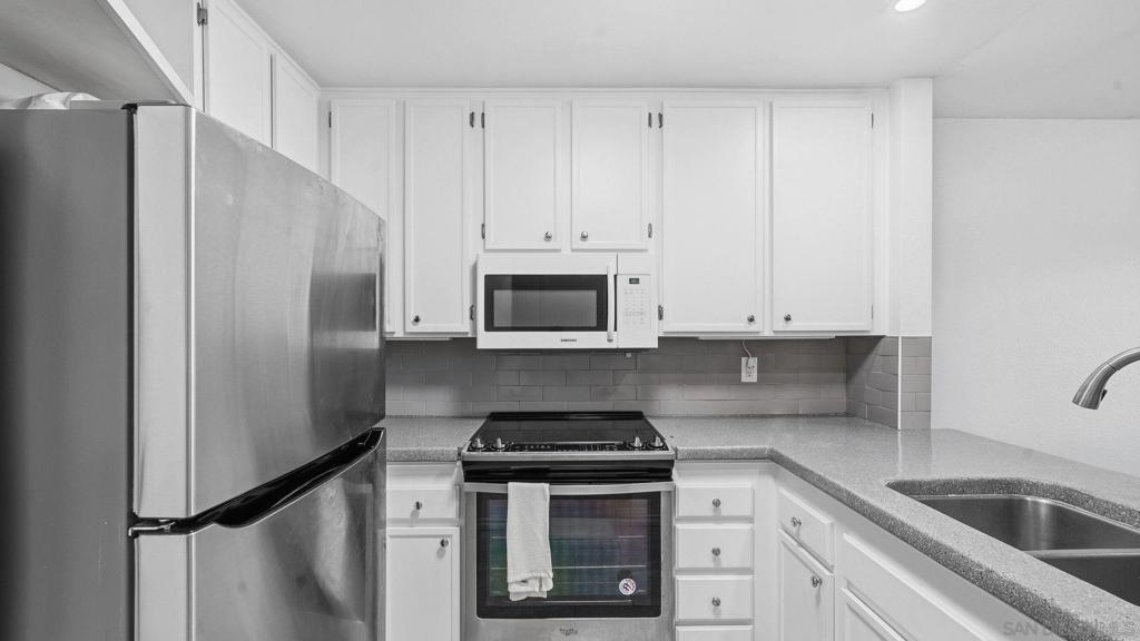 5980 Dandridge Ln 215 Property Photo 5