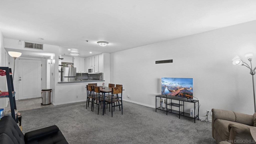 5980 Dandridge Ln 215 Property Photo 11