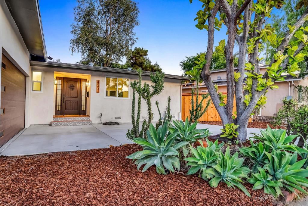 4551 Highland Ave Property Photo 2