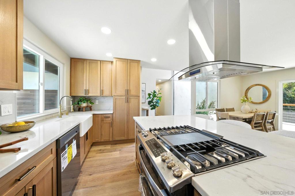 4551 Highland Ave Property Photo 7