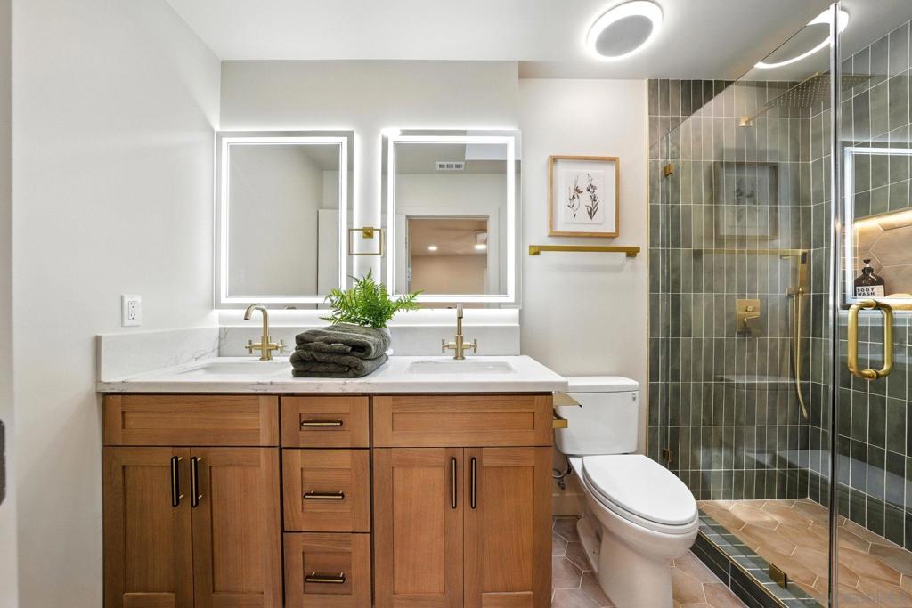 4551 Highland Ave Property Photo 23