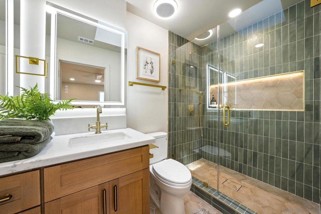 4551 Highland Ave Property Photo 24