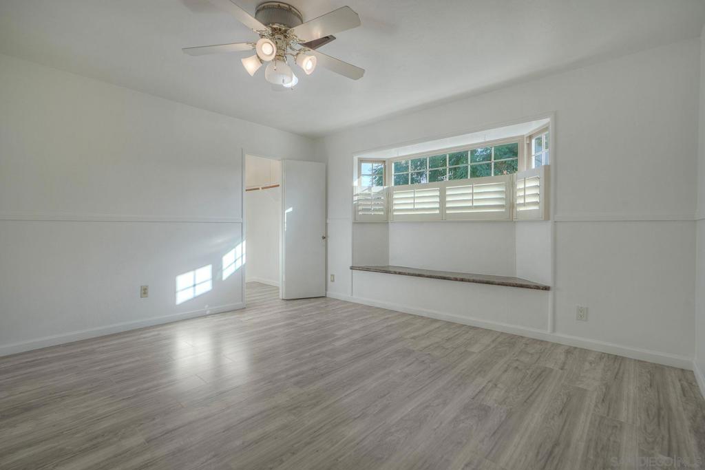 1561 Doncarol Ave Property Photo 12