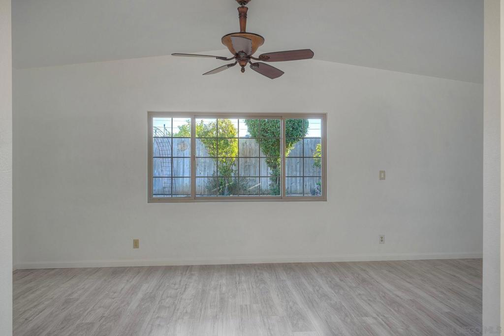 1561 Doncarol Ave Property Photo 26