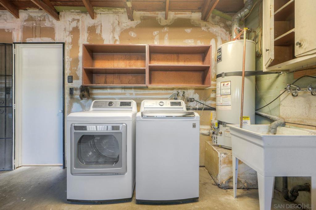 1561 Doncarol Ave Property Photo 27