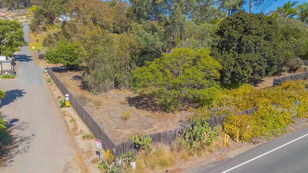 3703 Manchester Property Photo 9