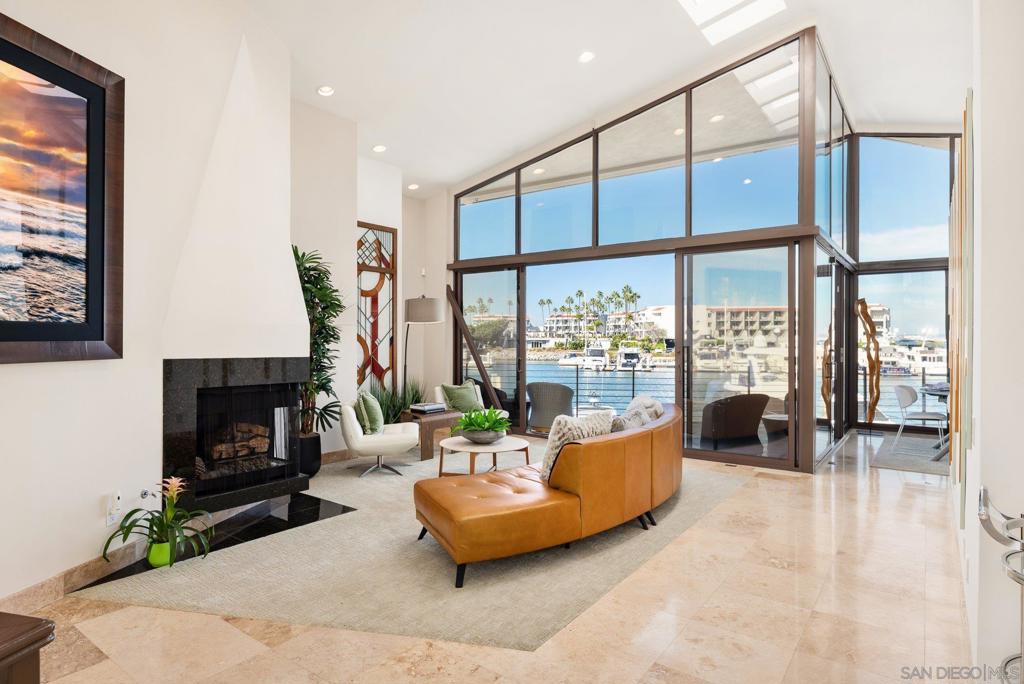 25 The Point Property Photo 10