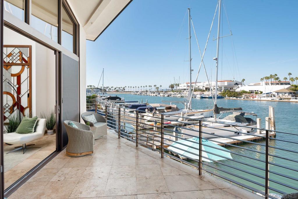 25 The Point Property Photo 13