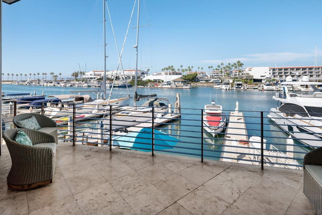 25 The Point Property Photo 14