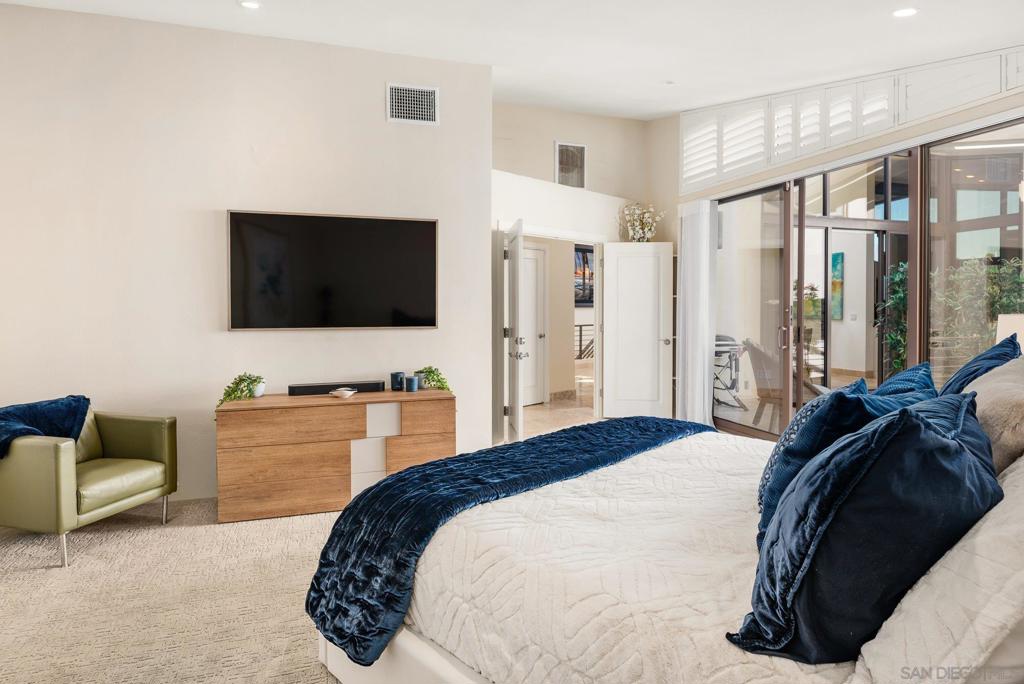 25 The Point Property Photo 32