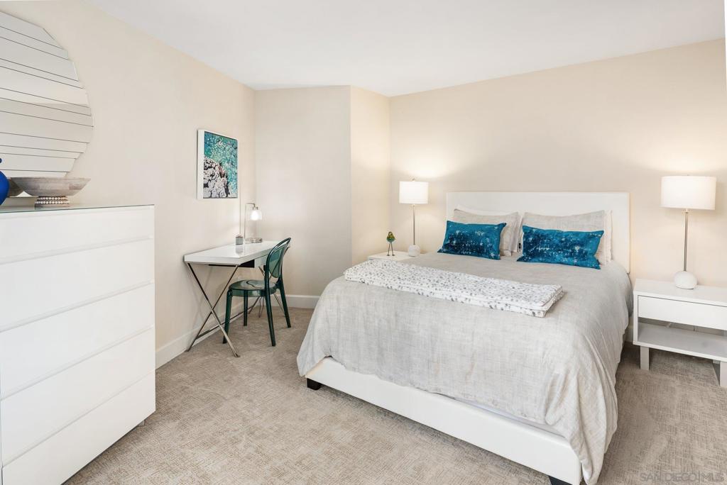 25 The Point Property Photo 45