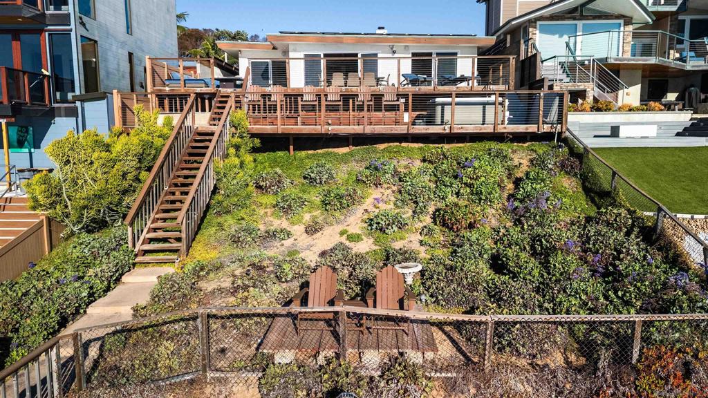 1680 N Neptune Ave Property Photo 45