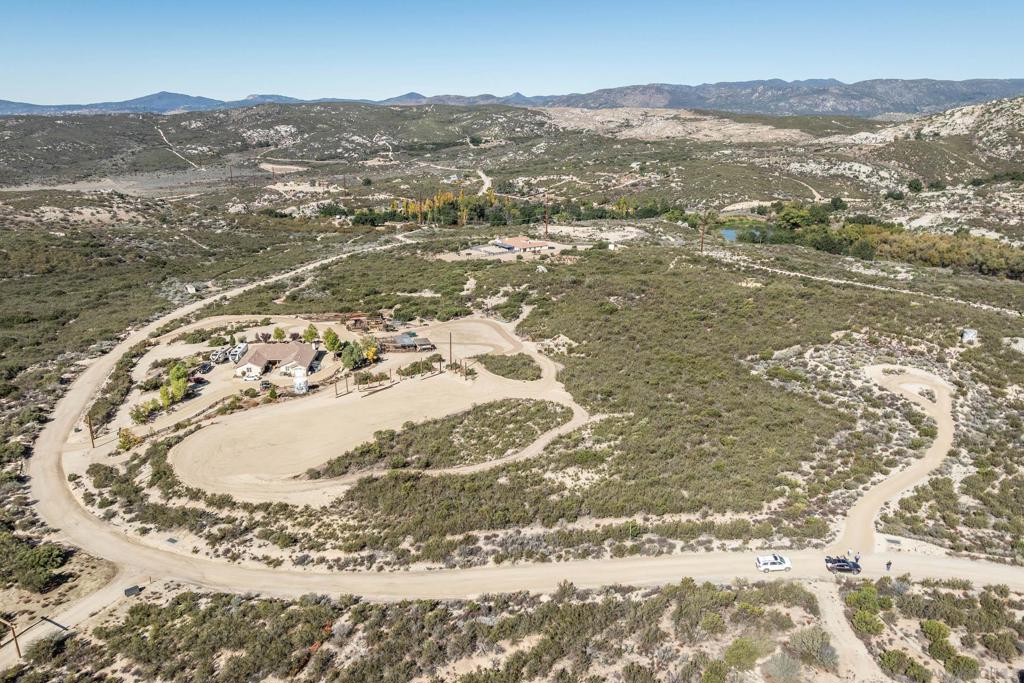 35956 Stagecoach Springs Rd Property Photo 3