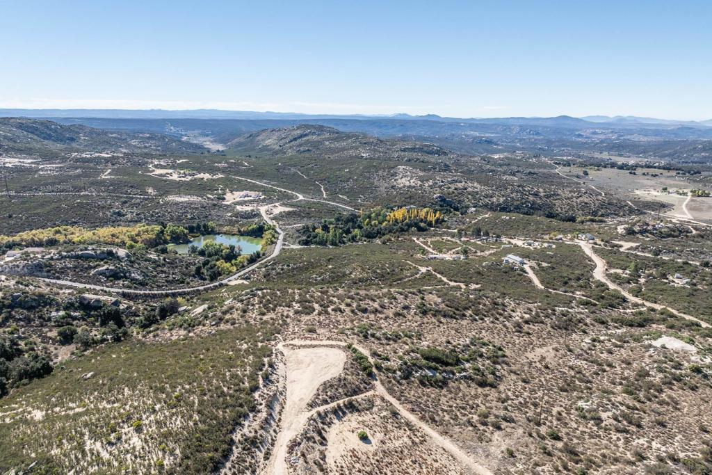 35613 Satgecoach Springs Rd Property Photo 17