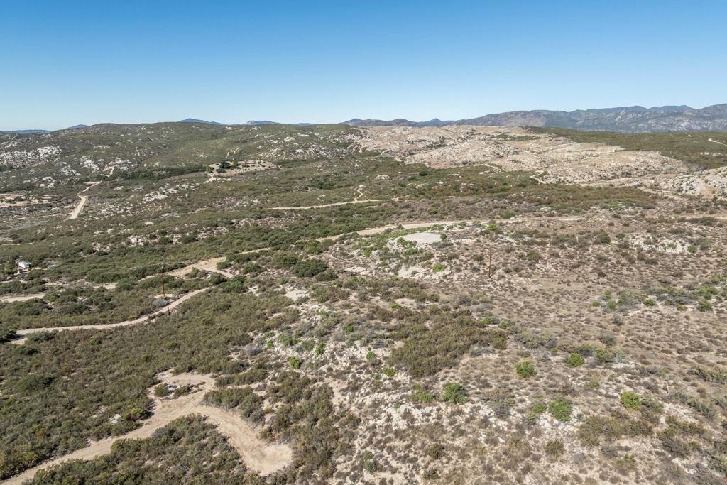 35613 Satgecoach Springs Rd Property Photo 24