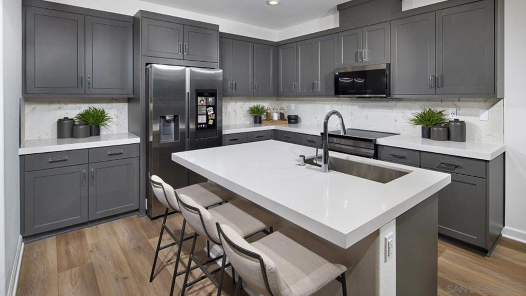 12070 Aden Way Property Photo 3