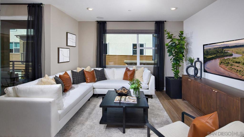 12070 Aden Way Property Photo 6