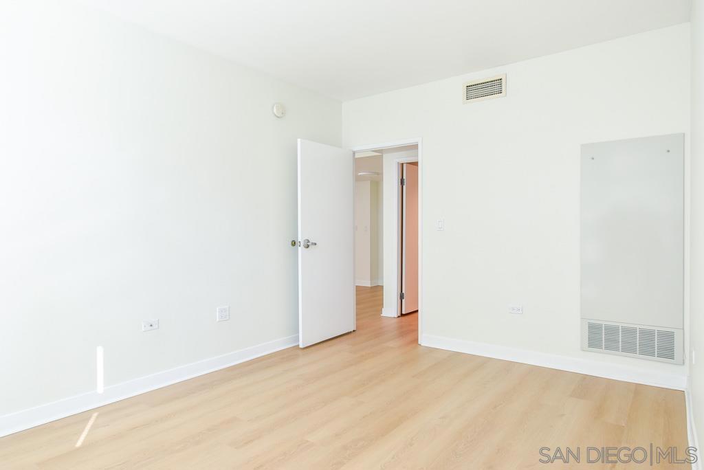 425 W Beech Street 408 Property Photo 18