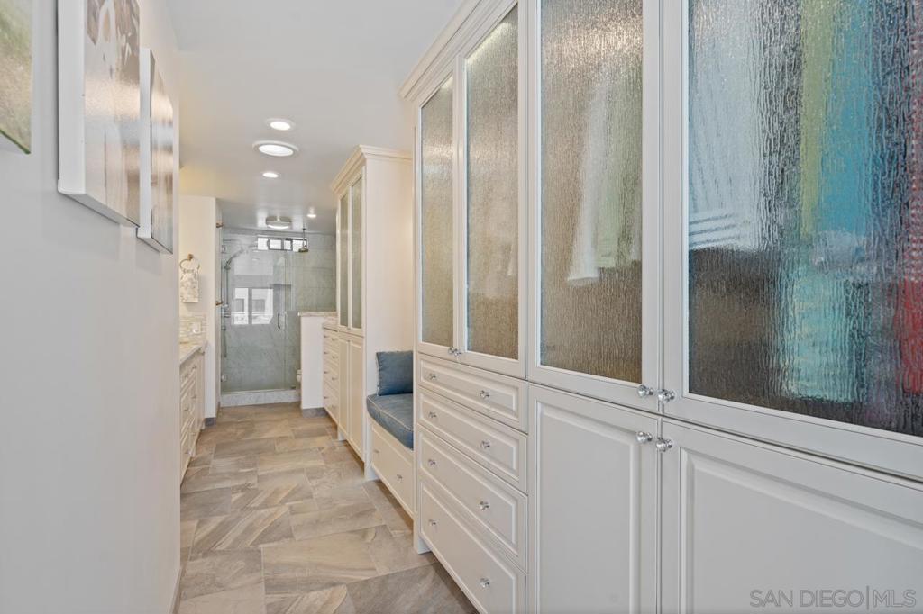 100 Coast 405 Property Photo 31