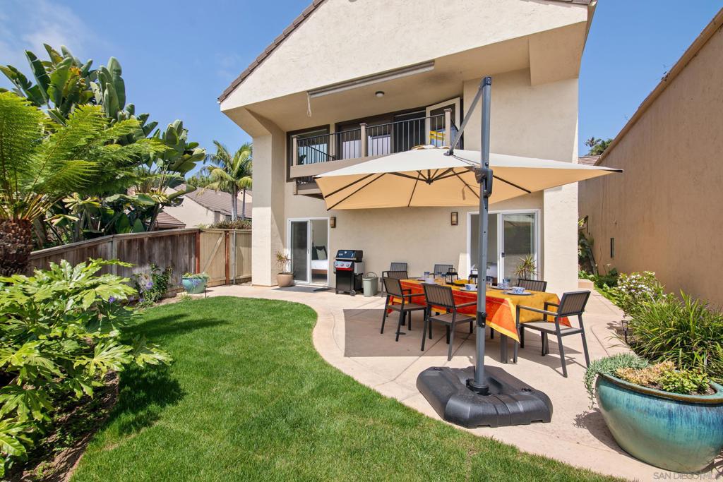 2452 Azure Coast Dr Property Photo 36