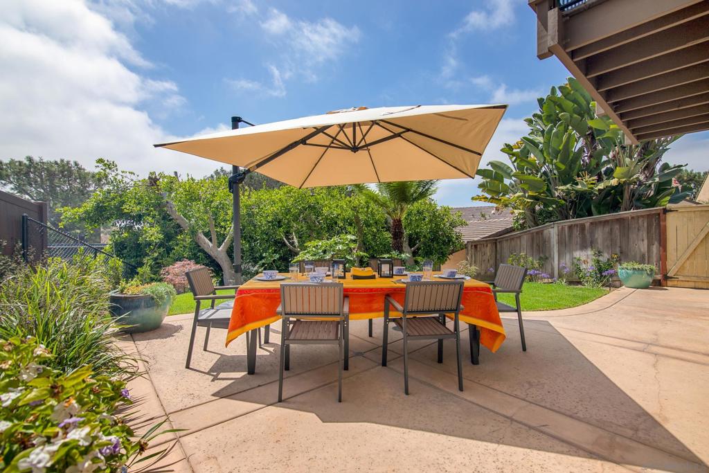 2452 Azure Coast Dr Property Photo 39