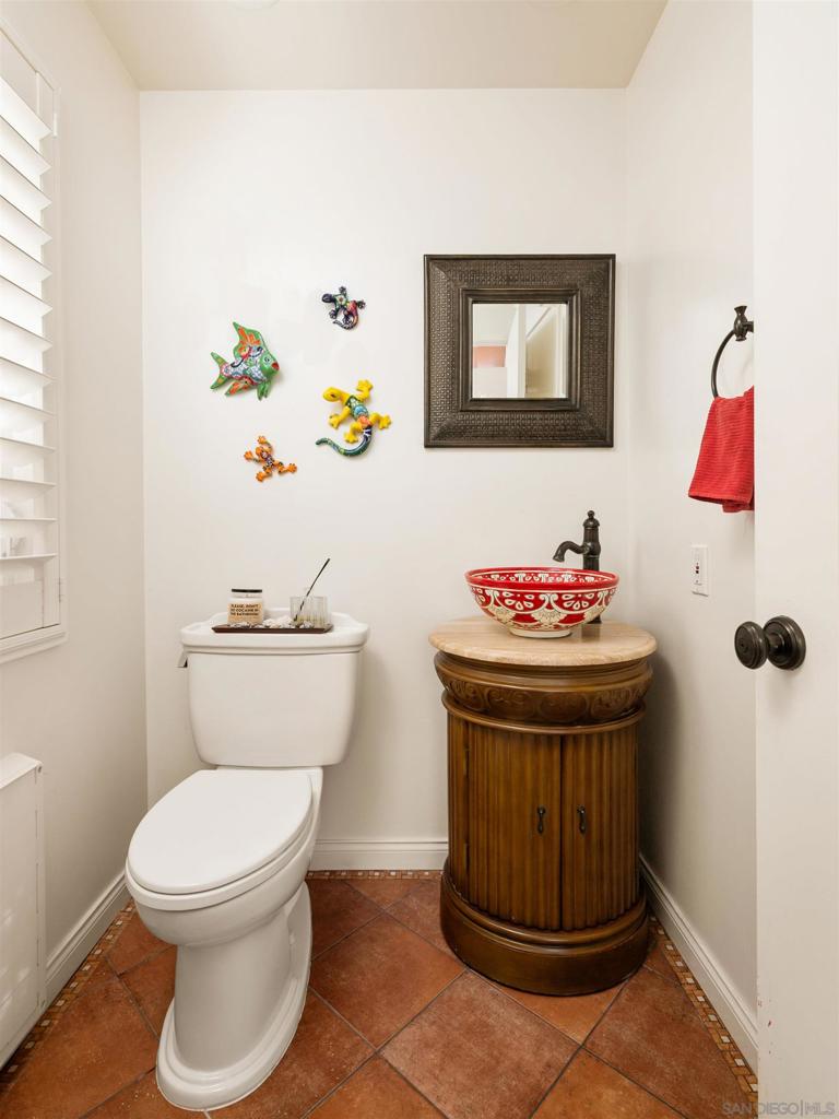618 Gravilla Pl Property Photo 13