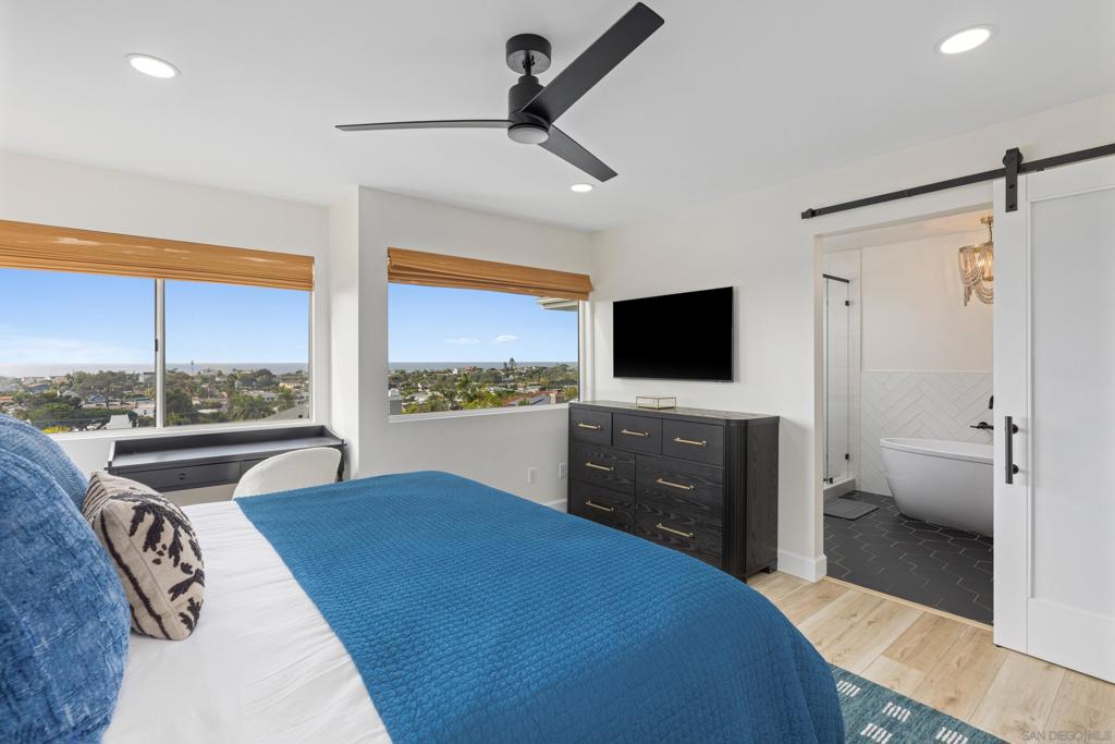 579 Hygeia Unit A Property Photo 14
