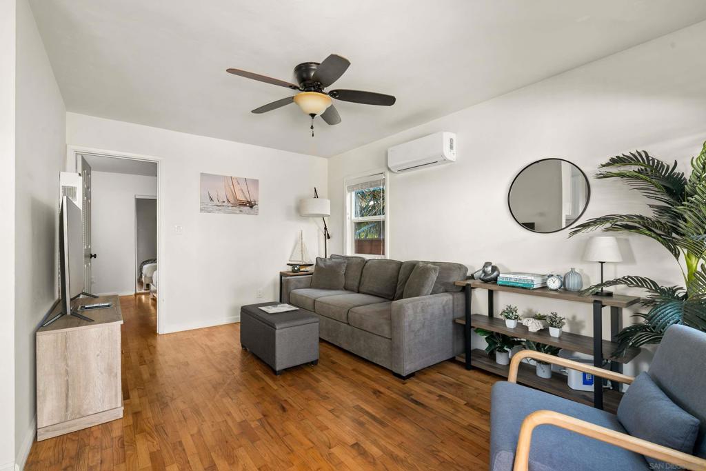 1453 Thomas Ave Property Photo 11
