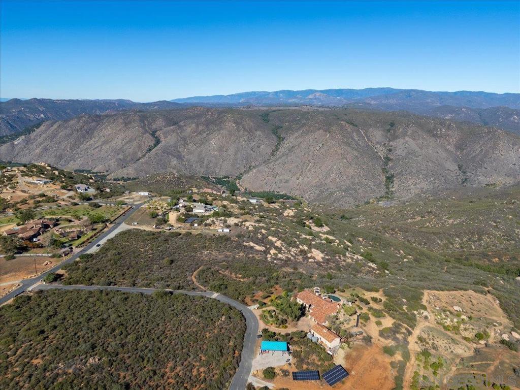 Downs Way Property Photo 10
