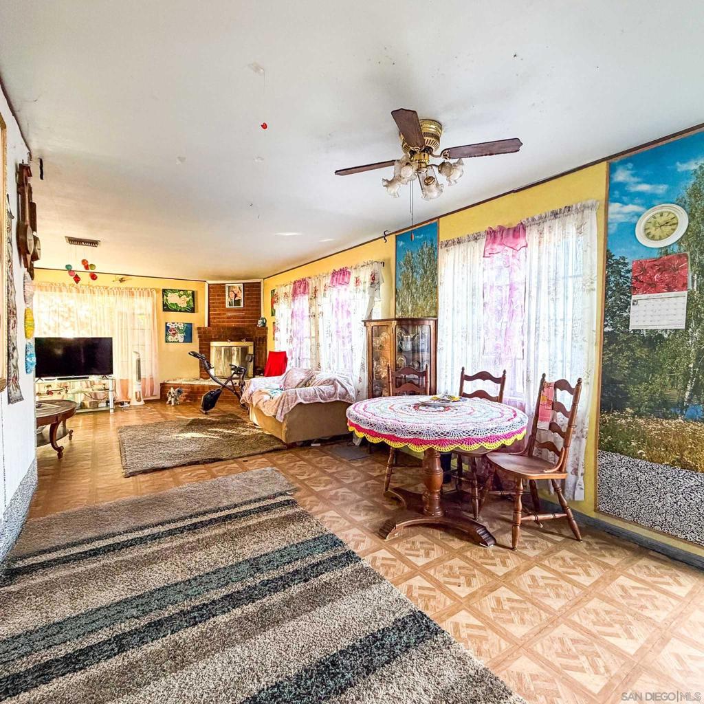 4370 Lynndale Ln Property Photo 10