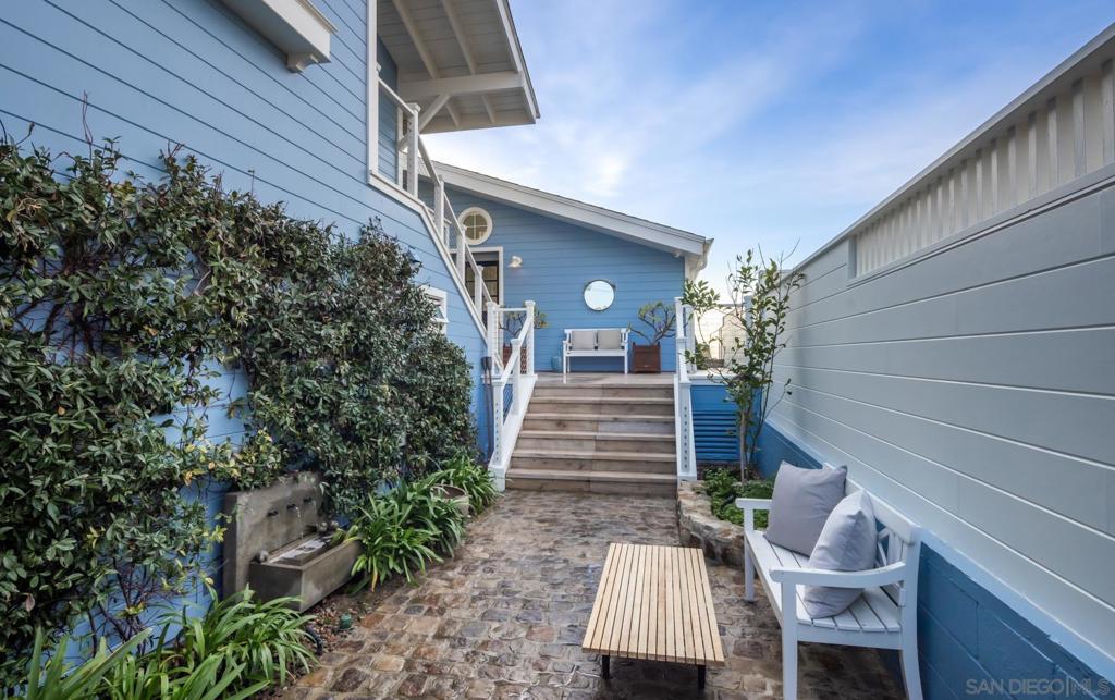 2050 Ocean Front Property Photo 26