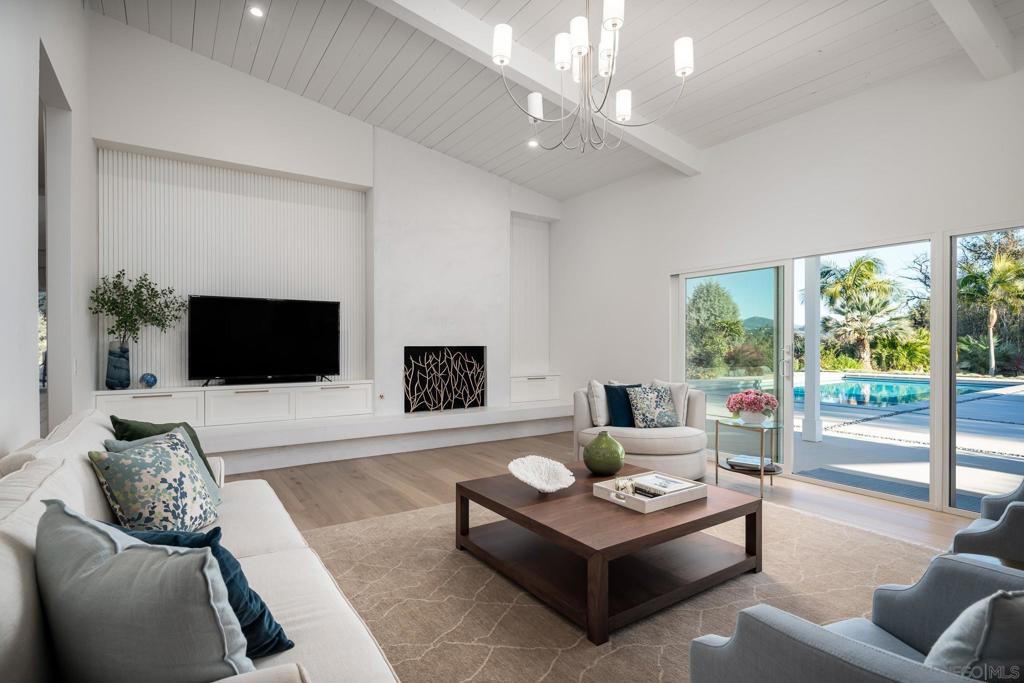 16039 Via Del Alba Property Photo 17