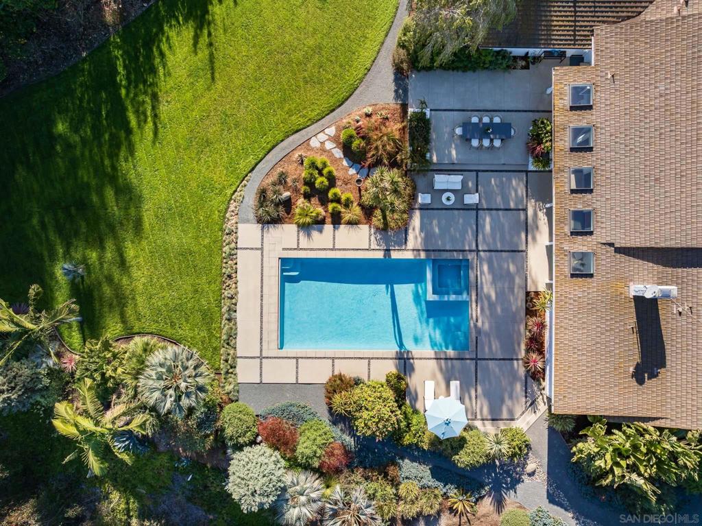 16039 Via Del Alba Property Photo 28