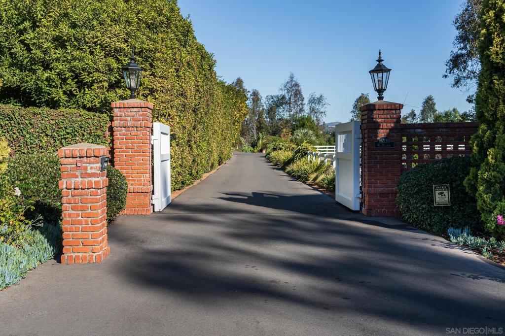 16039 Via Del Alba Property Photo 55