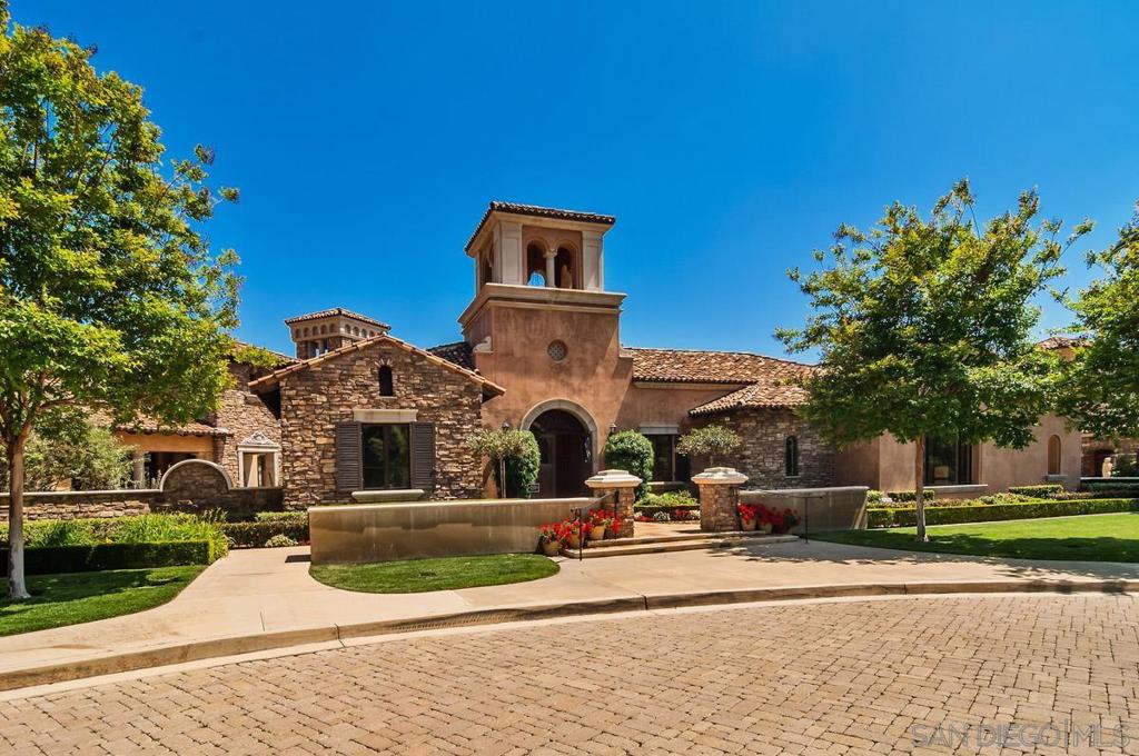 8737 Via Rancho Cielo Property Photo 12
