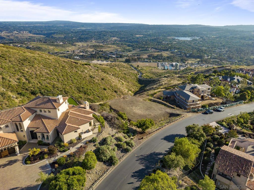 Camino De Arriba Property Photo 9