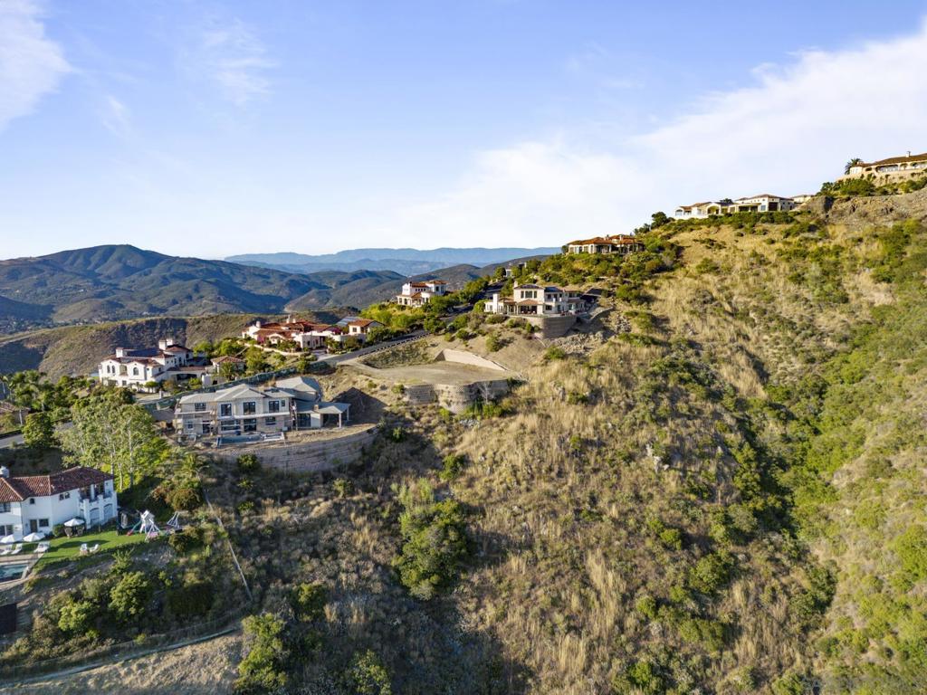 Camino De Arriba Property Photo 10