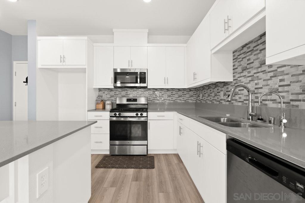 347 Sweet Pl Property Photo 24