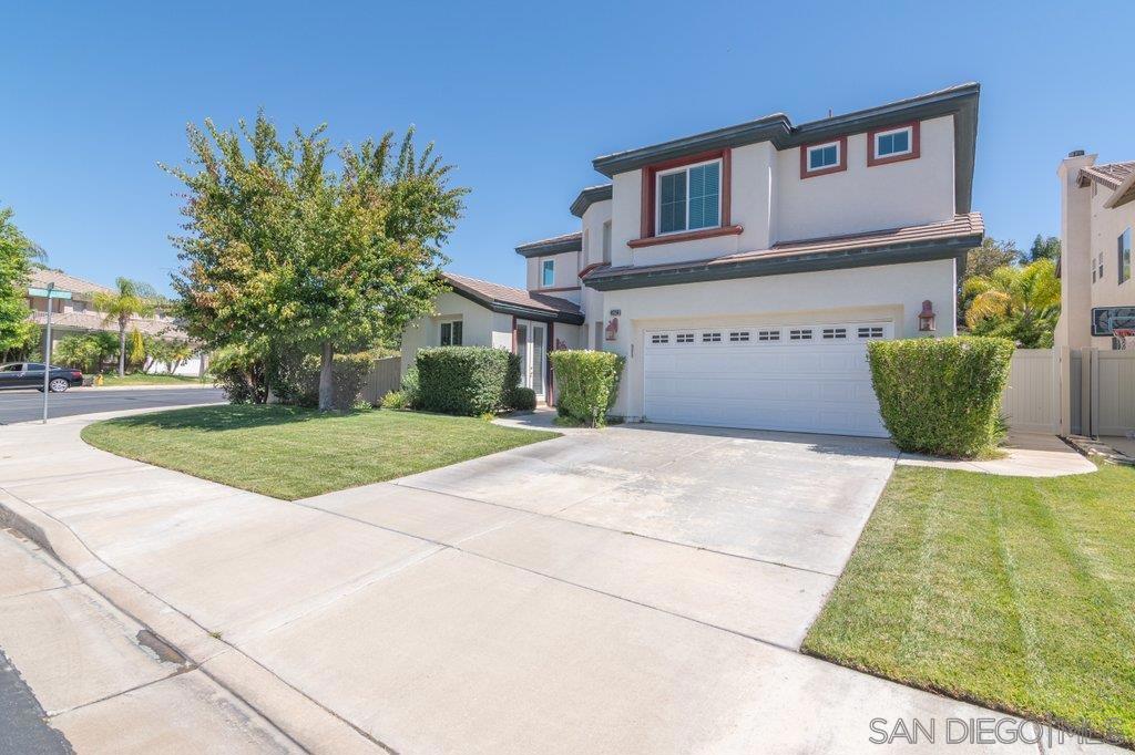 45256 Chateau Court Property Photo 1