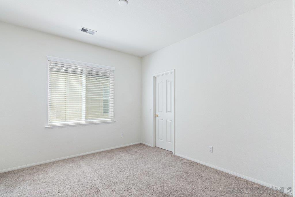 45256 Chateau Court Property Photo 8