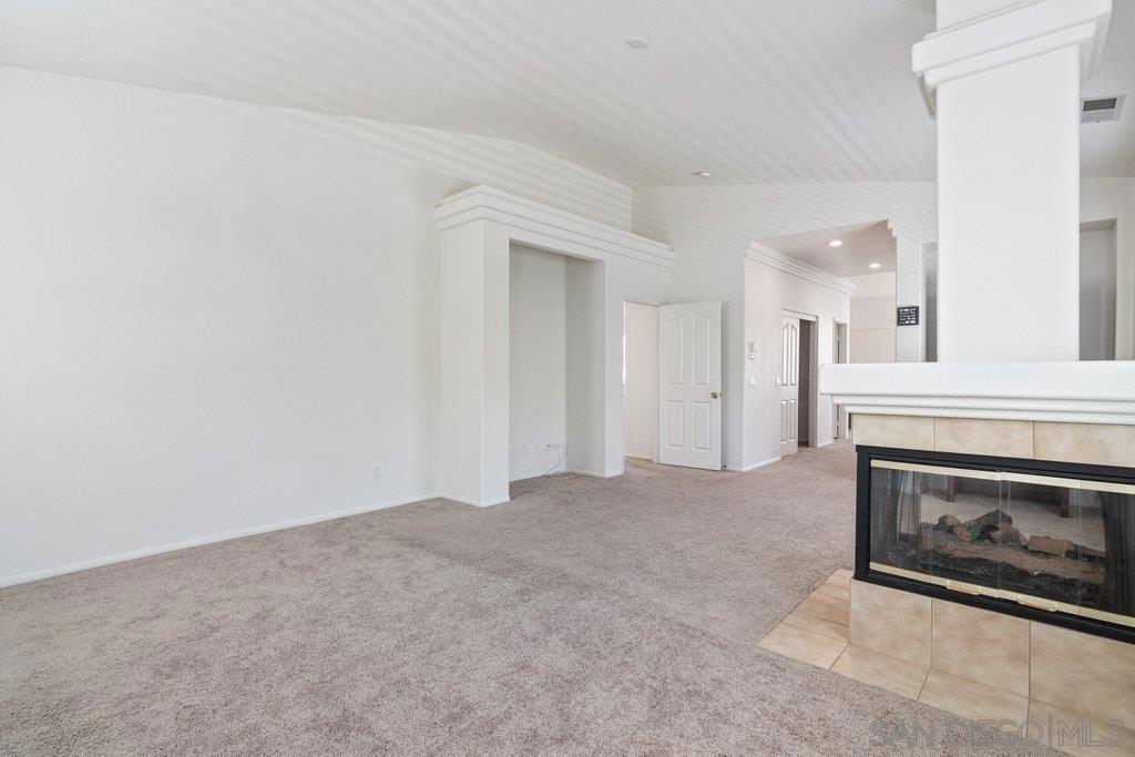 45256 Chateau Court Property Photo 17