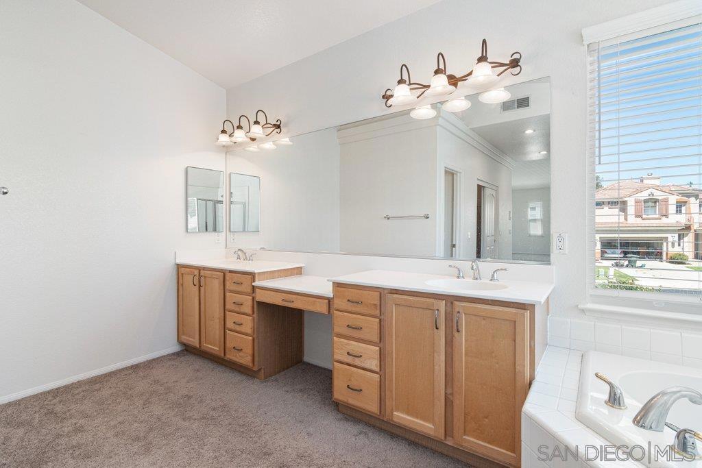 45256 Chateau Court Property Photo 22