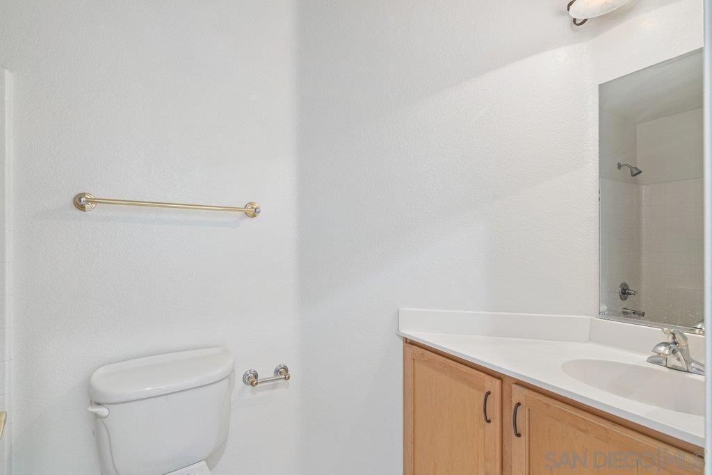 45256 Chateau Court Property Photo 28